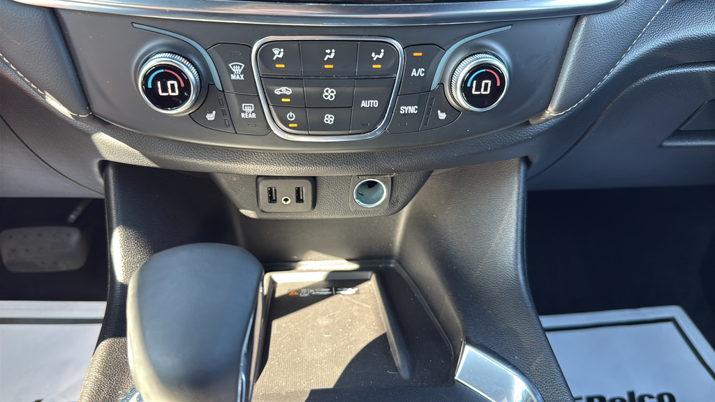 Used 2023 Chevrolet Traverse SUV