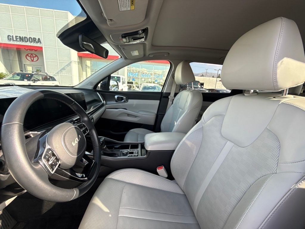 Used 2025 Kia Sorento SUV