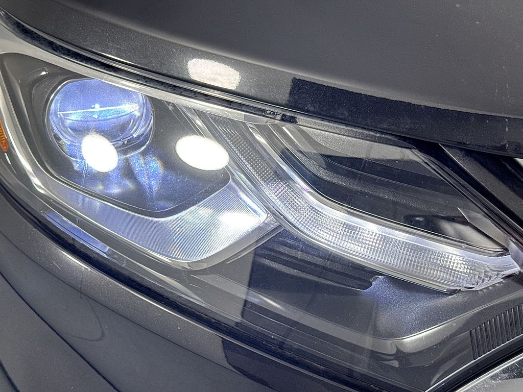 Used Car 2018 Chevrolet Equinox  Premier For Sale Under $20,000 In Austin, Texas