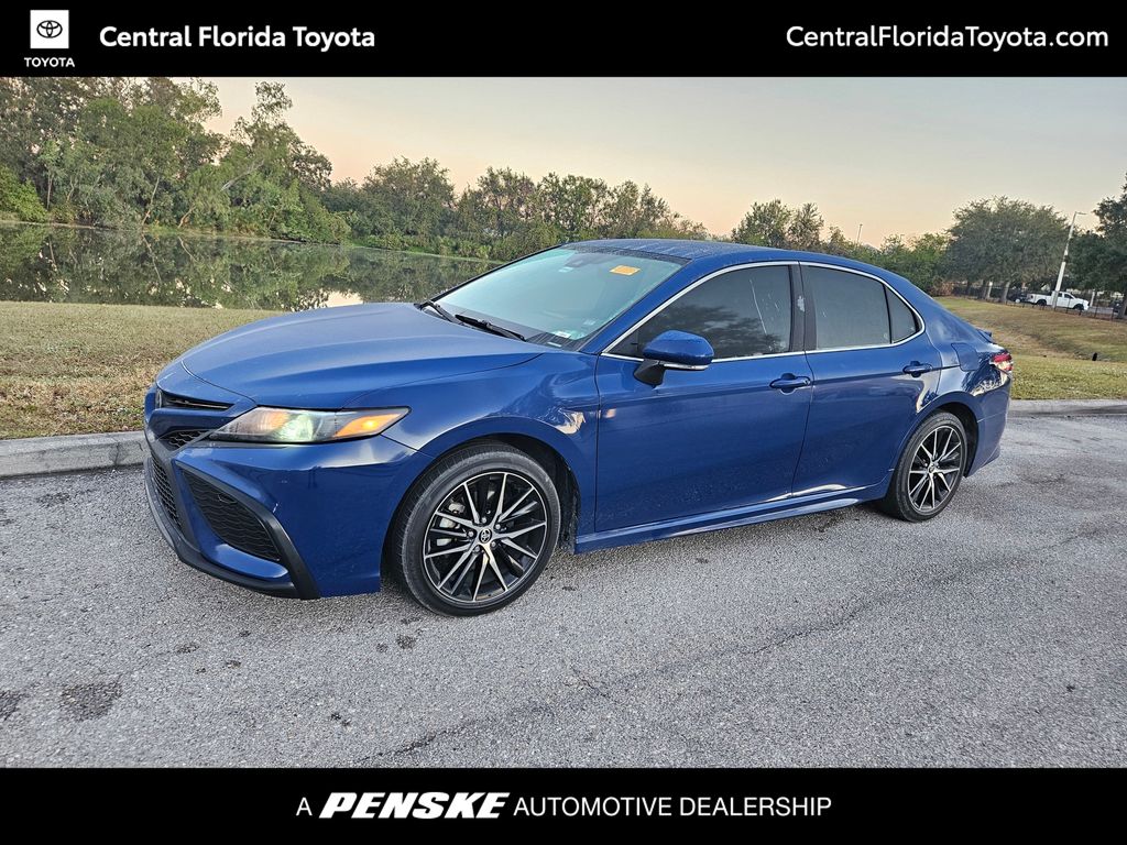 2023 Toyota Camry SE -
                Orlando, FL