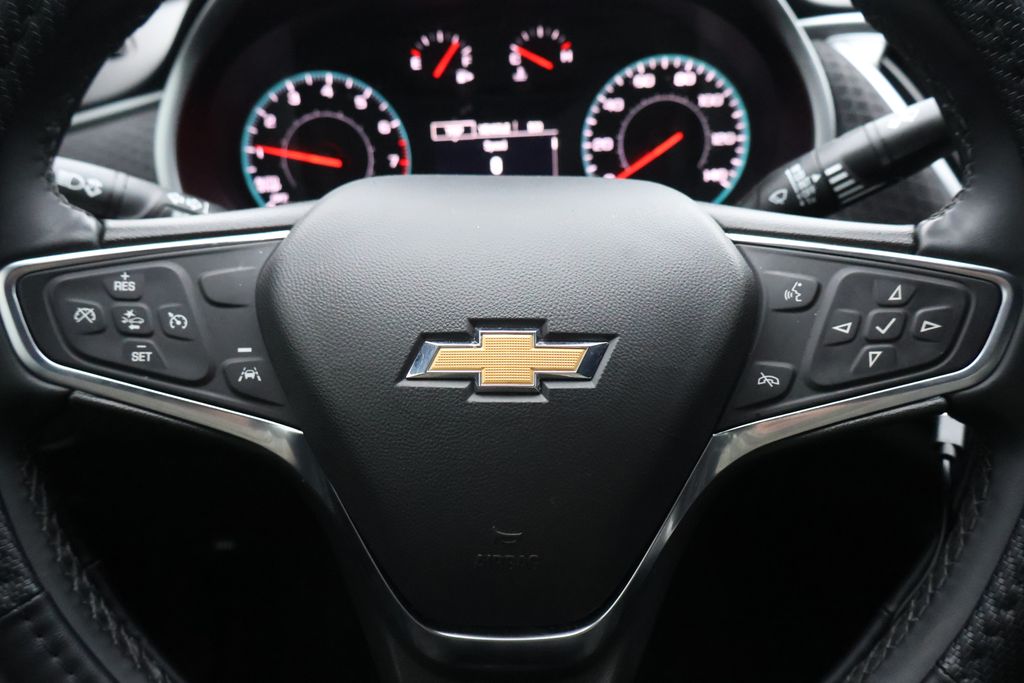 Thumbnail: 2025 Chevrolet Malibu - 19