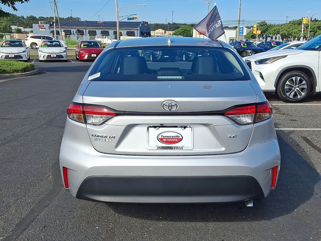 Thumbnail: 2025 Toyota Corolla - 5