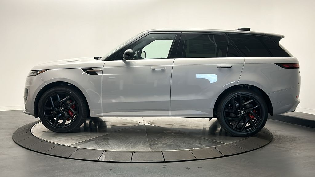 2025 Land Rover Range Rover Sport Dynamic 2