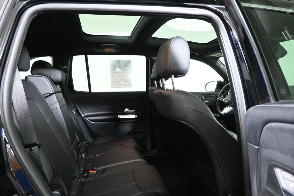 Thumbnail: 2025 Mercedes-Benz GLB - 25