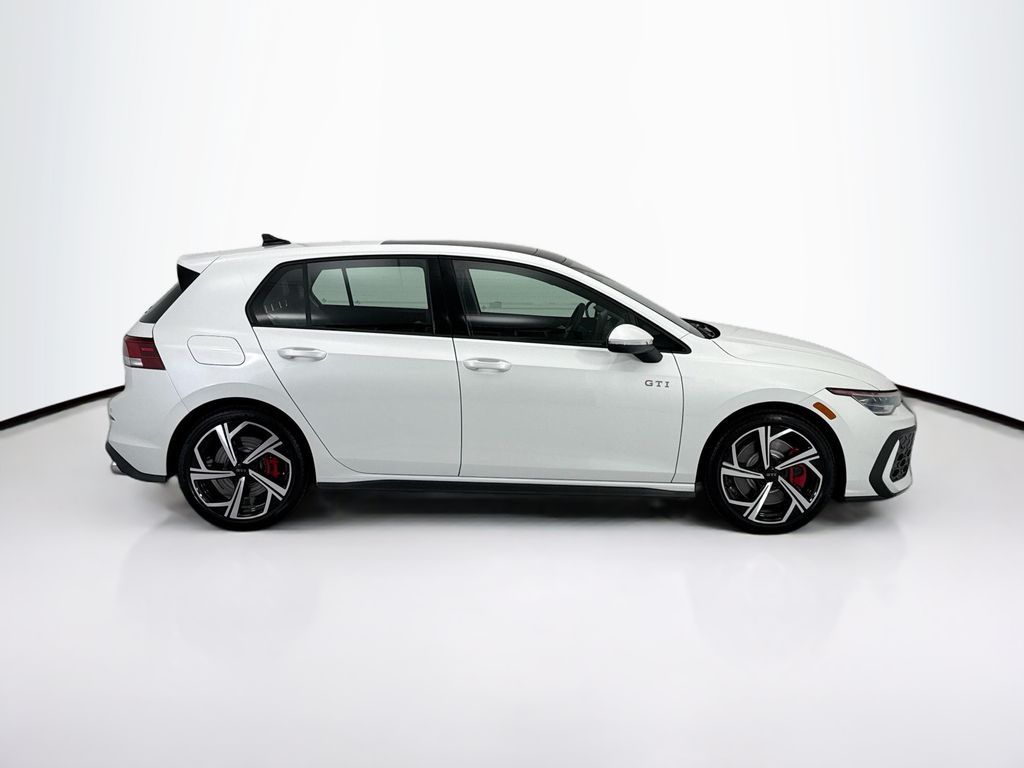 Thumbnail: 2026 Volkswagen Golf - 4