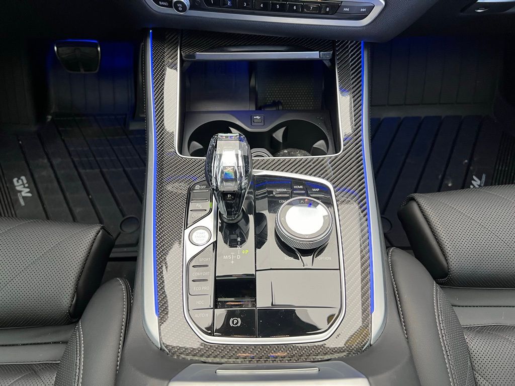 2023 BMW X5 M50i 12