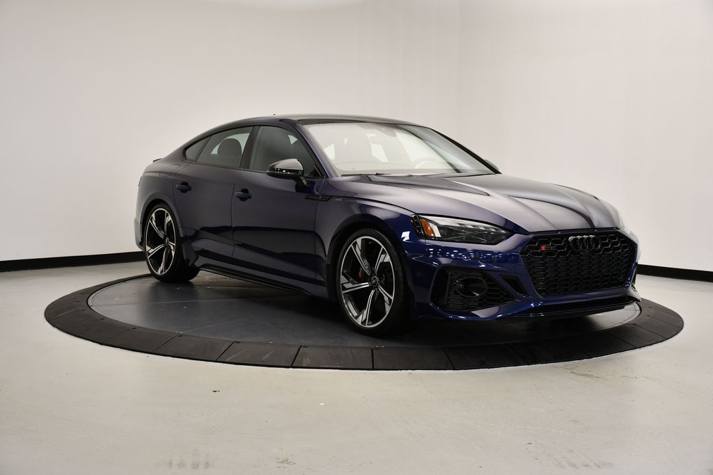 Thumbnail: 2022 Audi RS 5 - 7