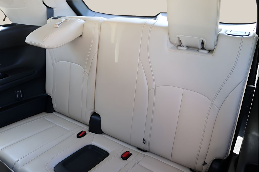 Used Car 2024 Infiniti Qx60  Luxe For Sale Under $40,000 In Austin, Texas
