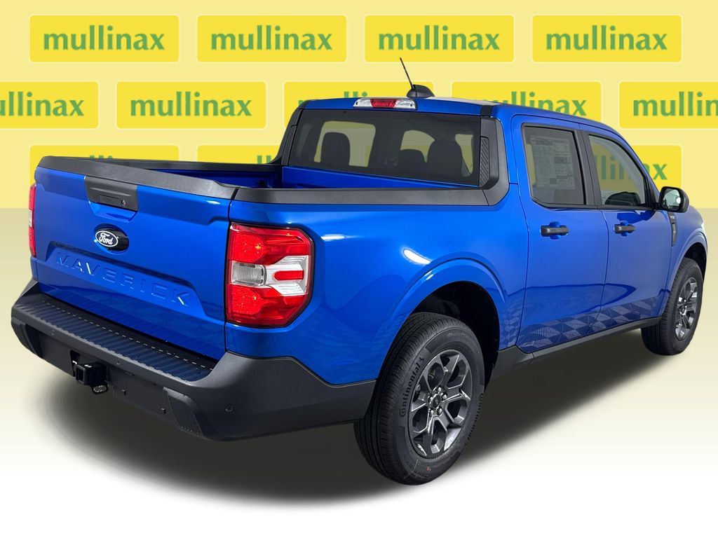 New 2026 Blue Ford XLT image 16