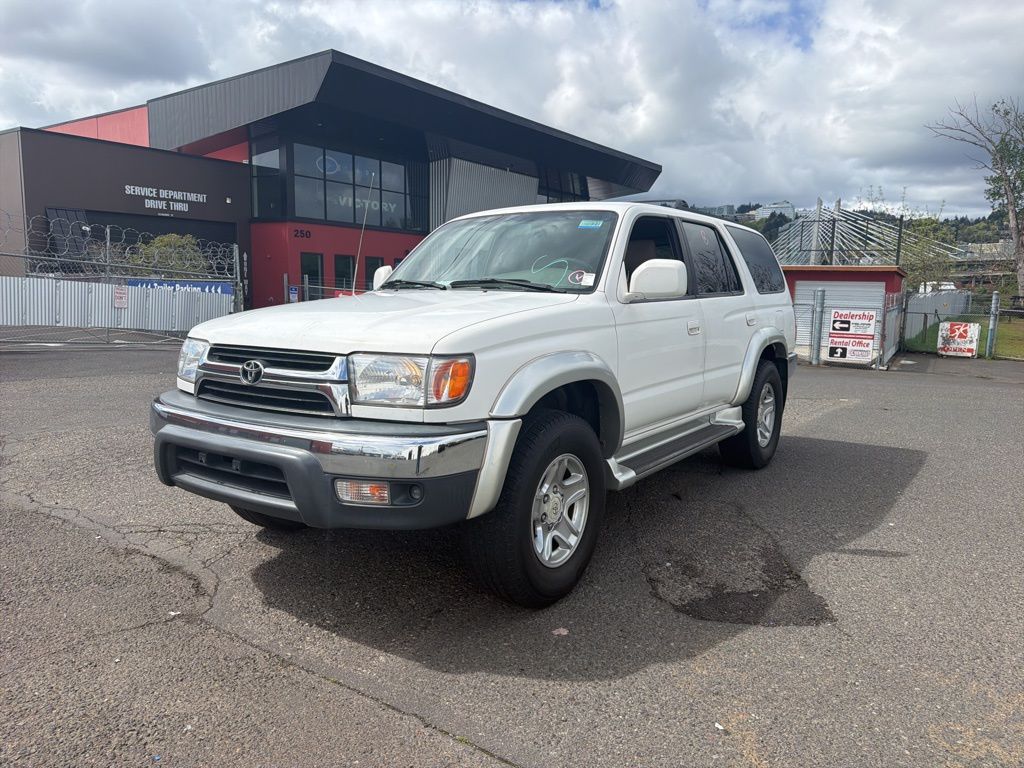 White 2002 Toyota 4Runner SR5 4WD SUV / Crossover Four-Wheel Drive 4-Speed Automatic Overdrive