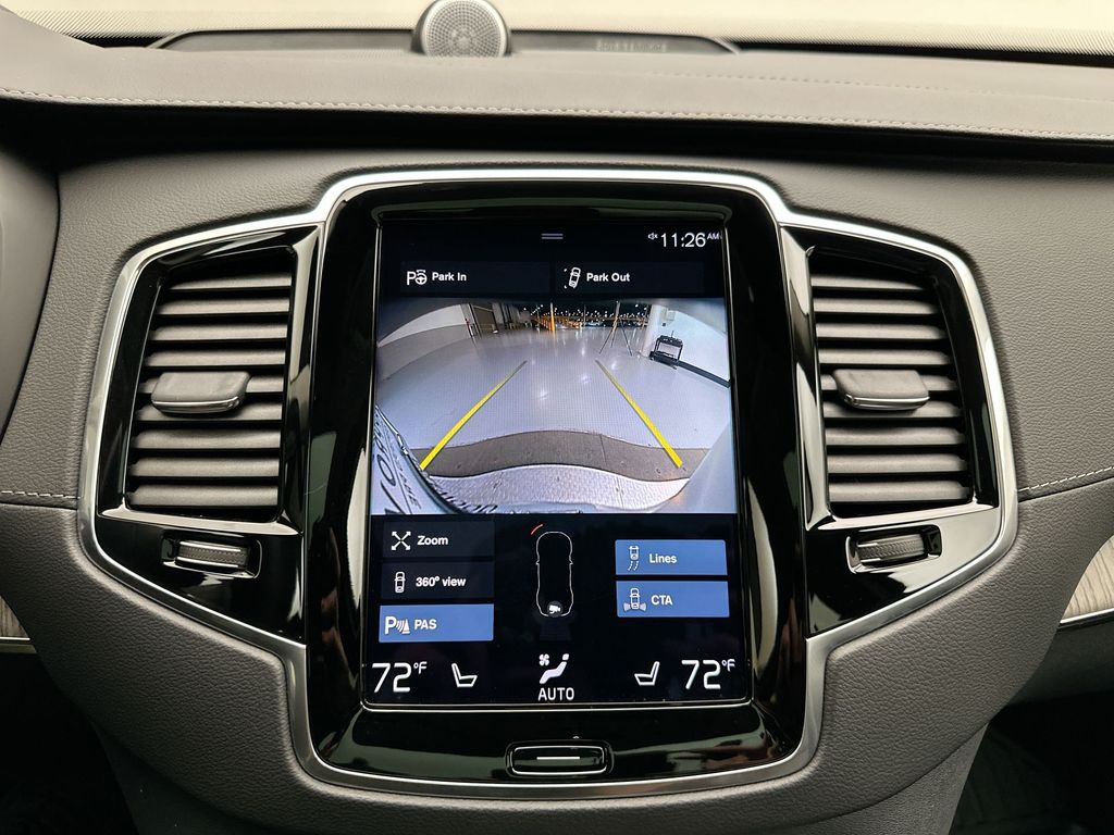 Thumbnail: 2022 Volvo XC90 - 29
