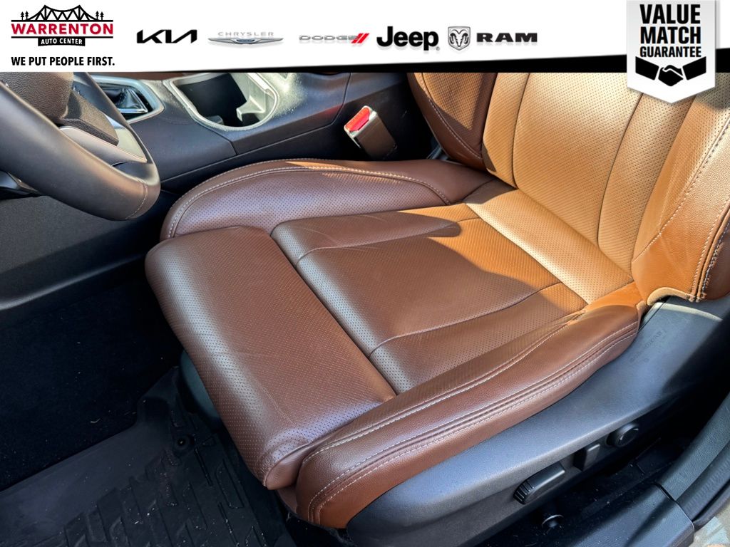 2022 Subaru Outback Touring XT photo 3