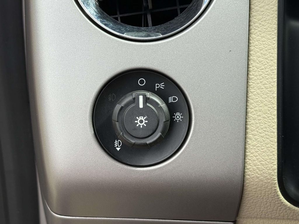Used 2017 Brown Ford XLT image 30