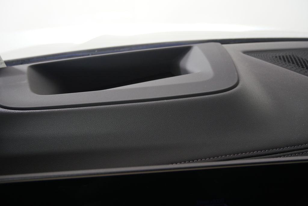 Thumbnail: 2024 BMW X6 - 20