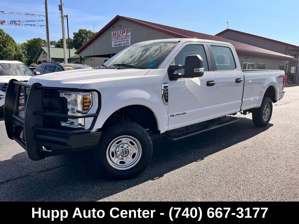 Oxford White 2019 Ford F-250 Super Duty Pickup Truck Four-Wheel Drive 6-Speed Automatic