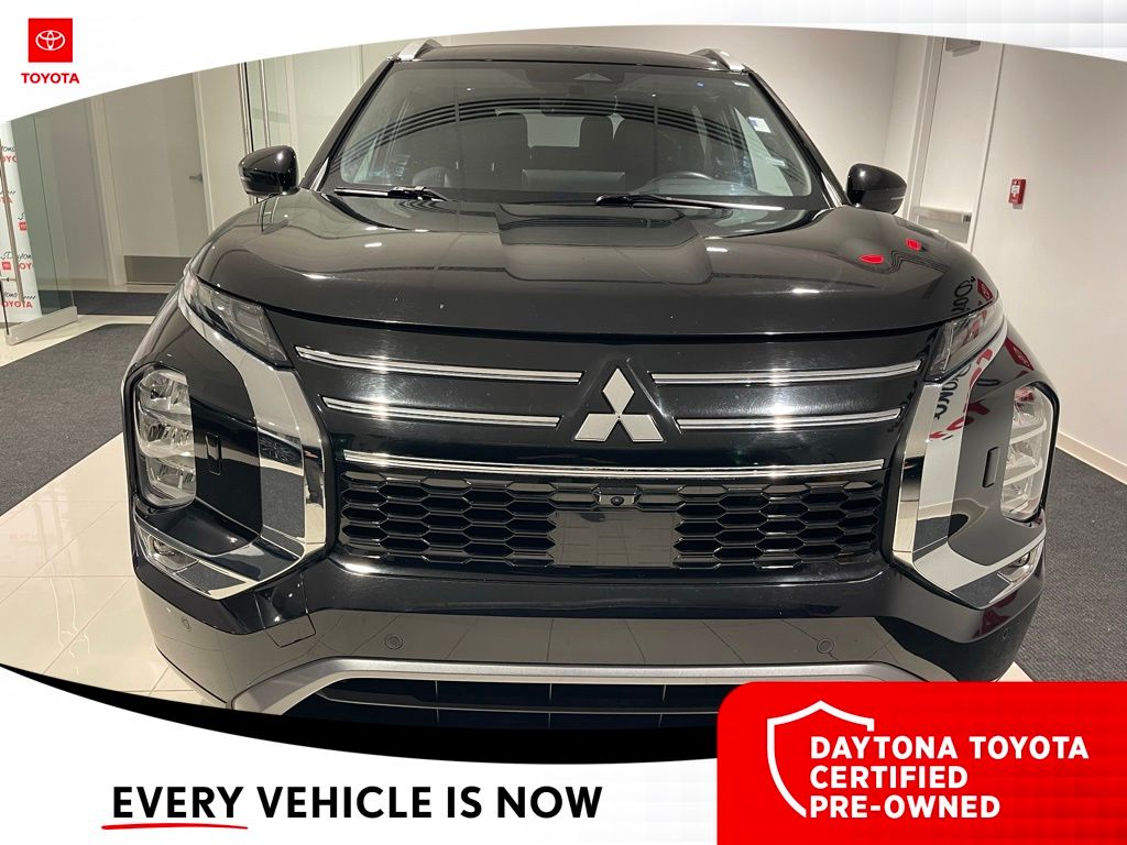 Used 2025 Mitsubishi Outlander SUV