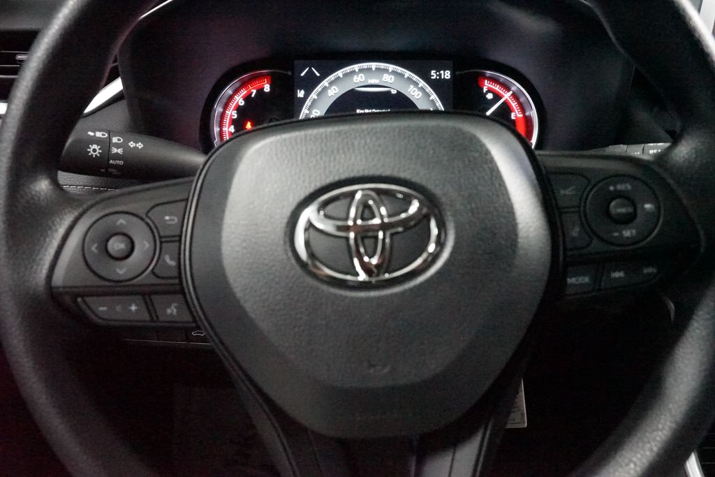 Thumbnail: 2025 Toyota RAV4 - 18