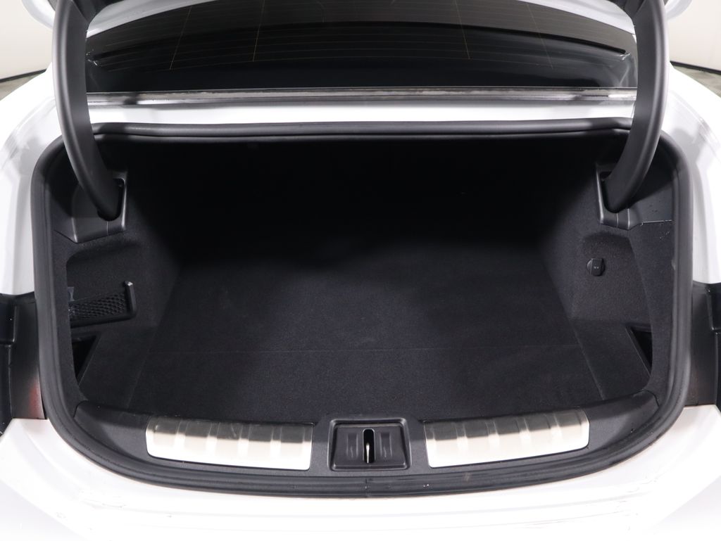 Thumbnail: 2023 Audi e-tron GT - 29