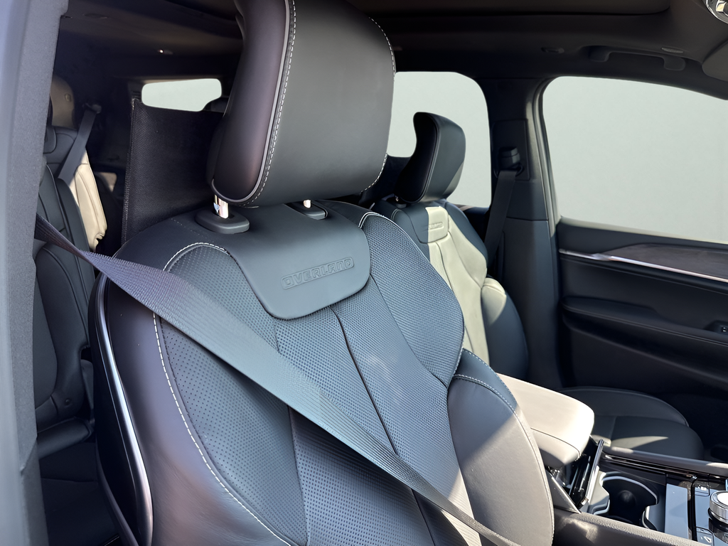 New Car 2025 Jeep Grand Cherokee L  Overland For Sale Under $70,000 In Austin, Texas