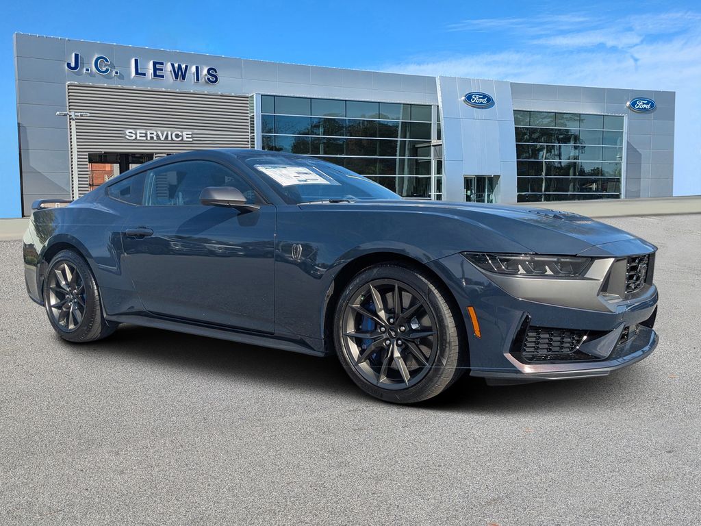 2025 Ford Mustang Dark Horse Fastback