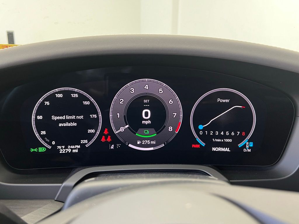 Thumbnail: 2025 Porsche 911 - 10