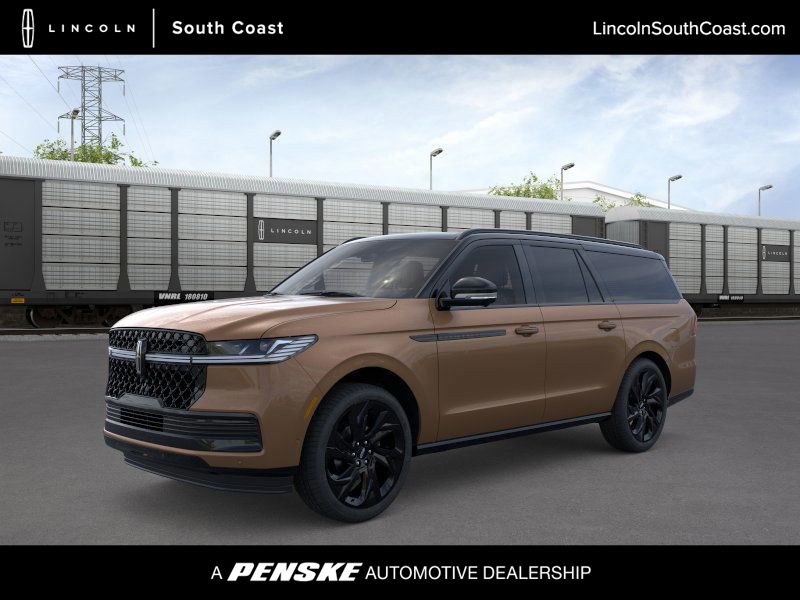 Thumbnail: 2025 Lincoln Navigator L - 1