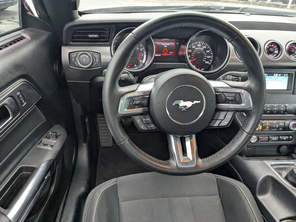 2021 Ford Mustang EcoBoost Fastback