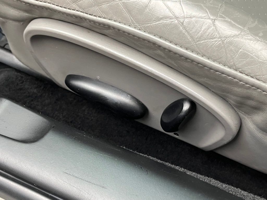 Thumbnail: 2004 Porsche 911 - 28