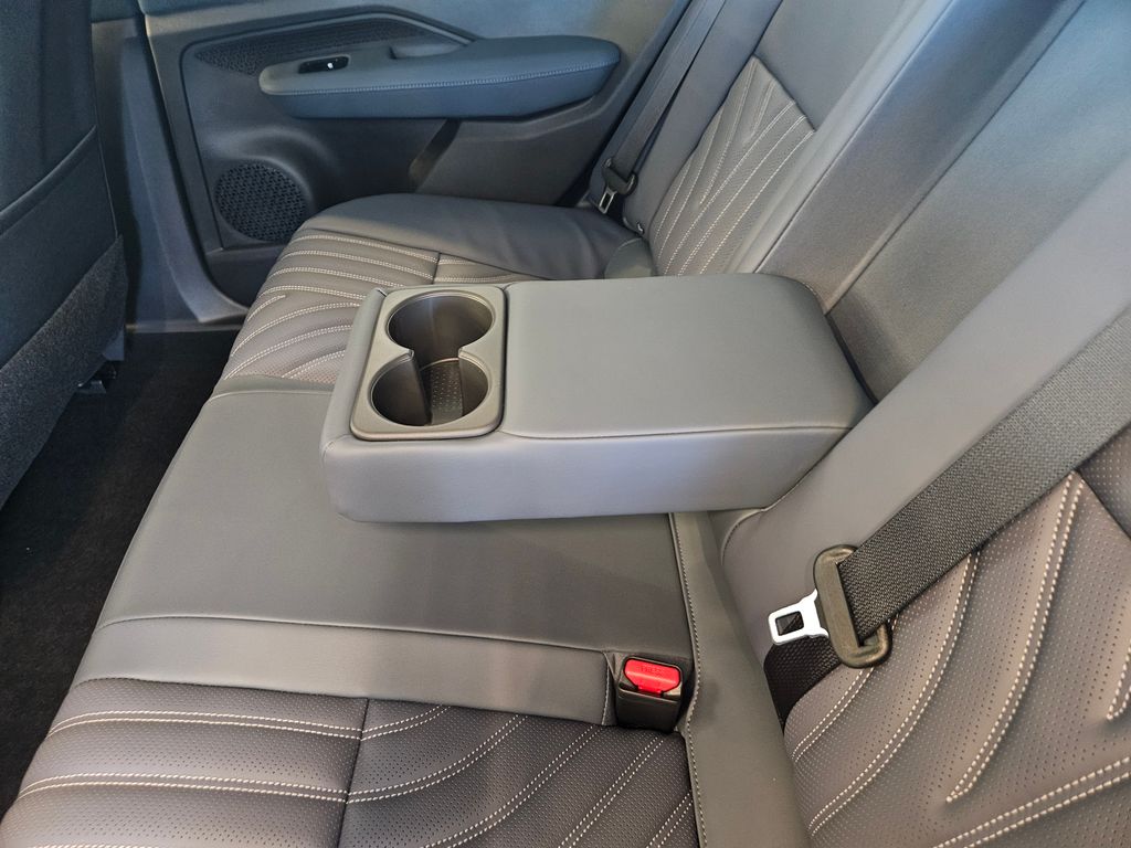 2025 Nissan Ariya PLATINUM+ e-4ORCE