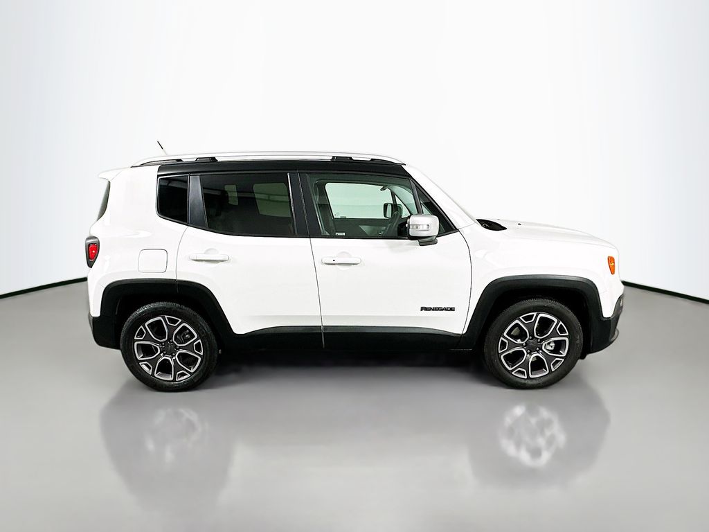 Thumbnail: 2016 Jeep Renegade - 4