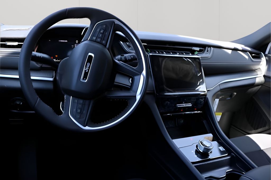 New Car 2025 Jeep Grand Cherokee  Laredo X For Sale Under $30,000 In Austin, Texas