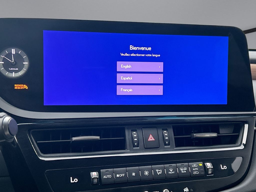 Thumbnail: 2024 Lexus ES - 22