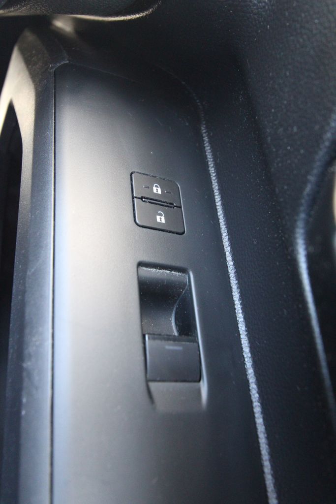 Used 2025 Toyota Tacoma Truck