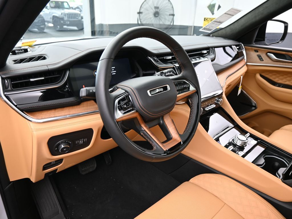 New 2025 Bright White Clearcoat Jeep Summit image 10