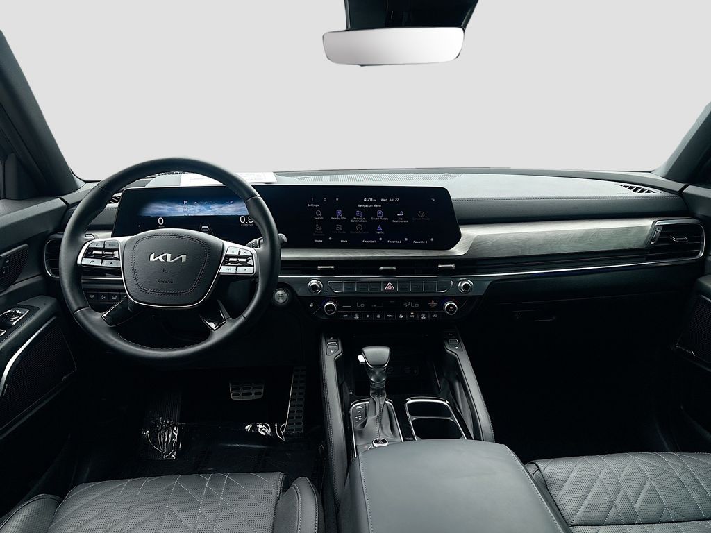 Used 2025 Black Kia SX X-Line image 24