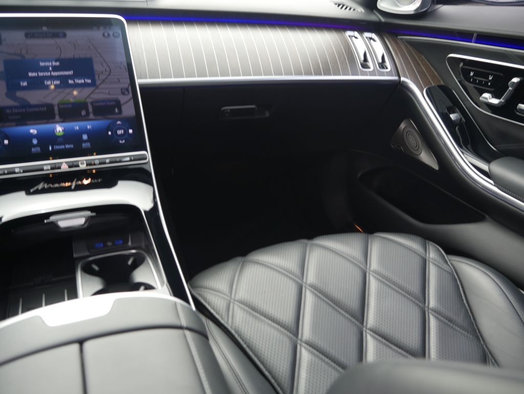 Thumbnail: 2023 Mercedes-Benz S-Class - 32