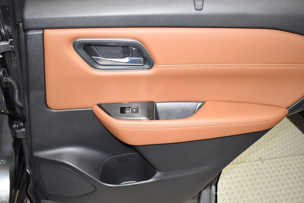 Thumbnail: 2026 Nissan Rogue - 32