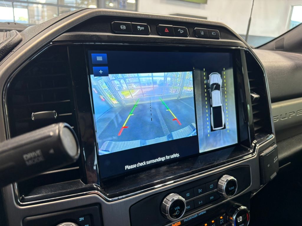 2022 Ford F-350SD Platinum