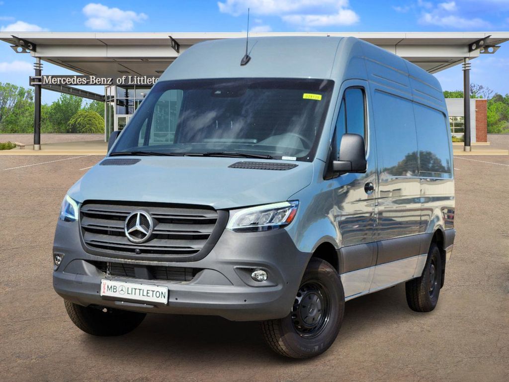 2024 Mercedes-Benz Sprinter 2500 Cargo 144 WB 1