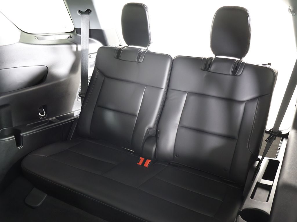 Used 2024 Blue Ford XLT image 36