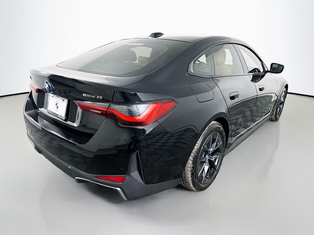 Thumbnail: 2023 BMW i4 - 5