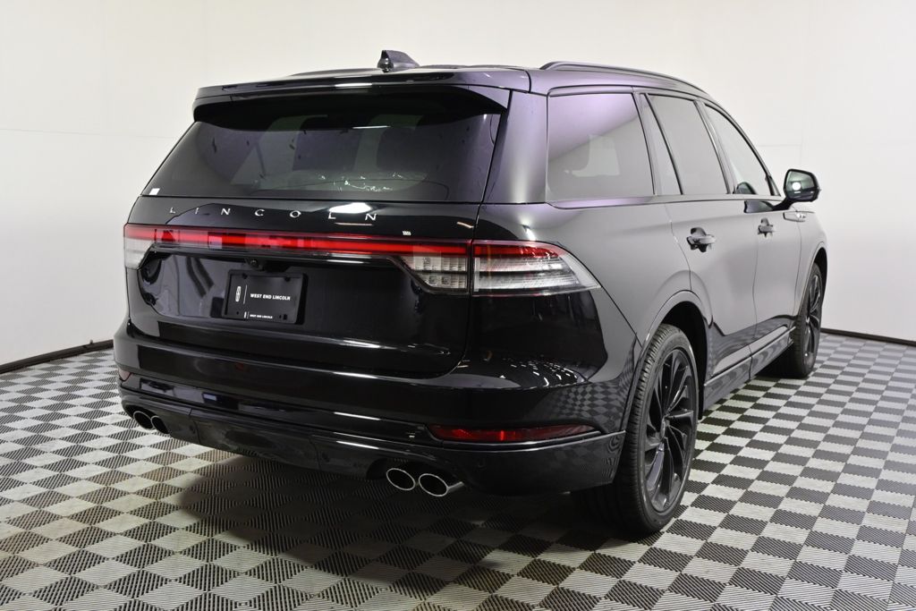 New 2026 Black Lincoln Reserve image 6