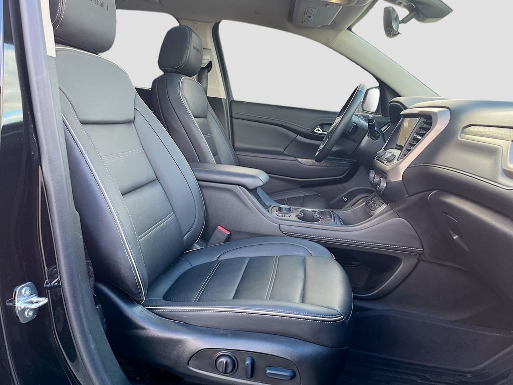 Used 2023 Black GMC Denali image 30
