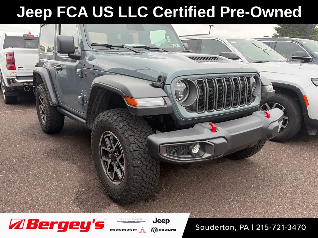 Anvil Clear Coat 2026 Jeep Wrangler SUV / Crossover Four-Wheel Drive 6-Speed Manual