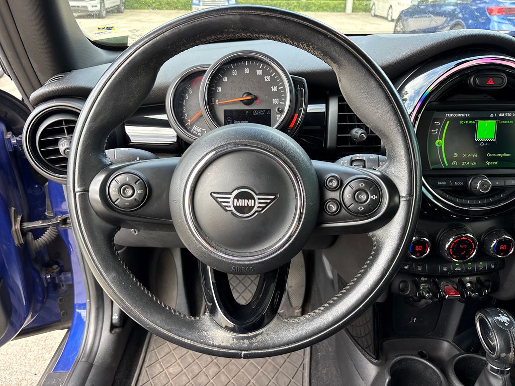 Certified Used 2019 Blue MINI Signature image 18