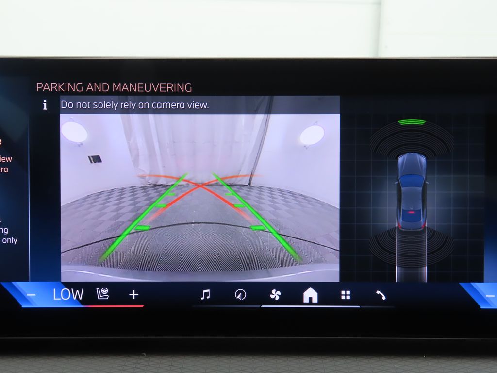 Thumbnail: 2025 BMW 4 Series - 15