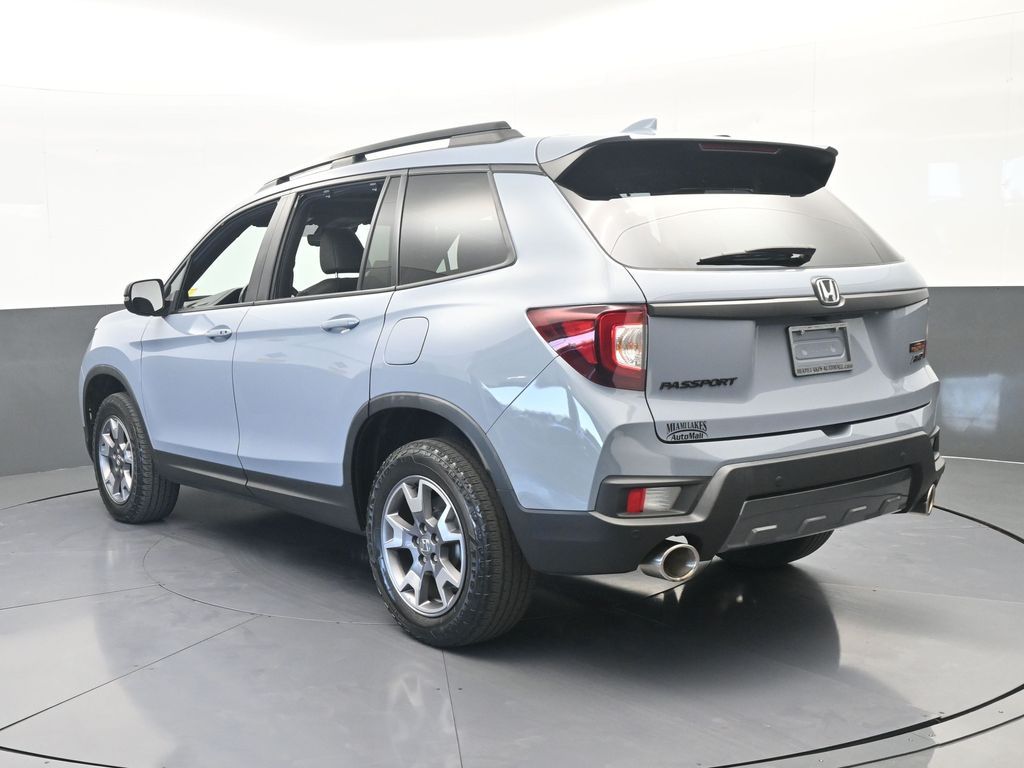 Used 2022 Blue Honda TrailSport image 4