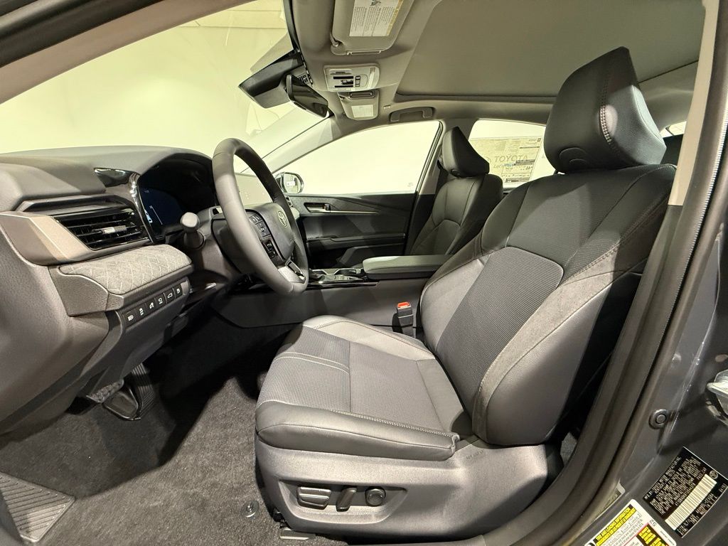 Thumbnail: 2026 Toyota Camry - 12