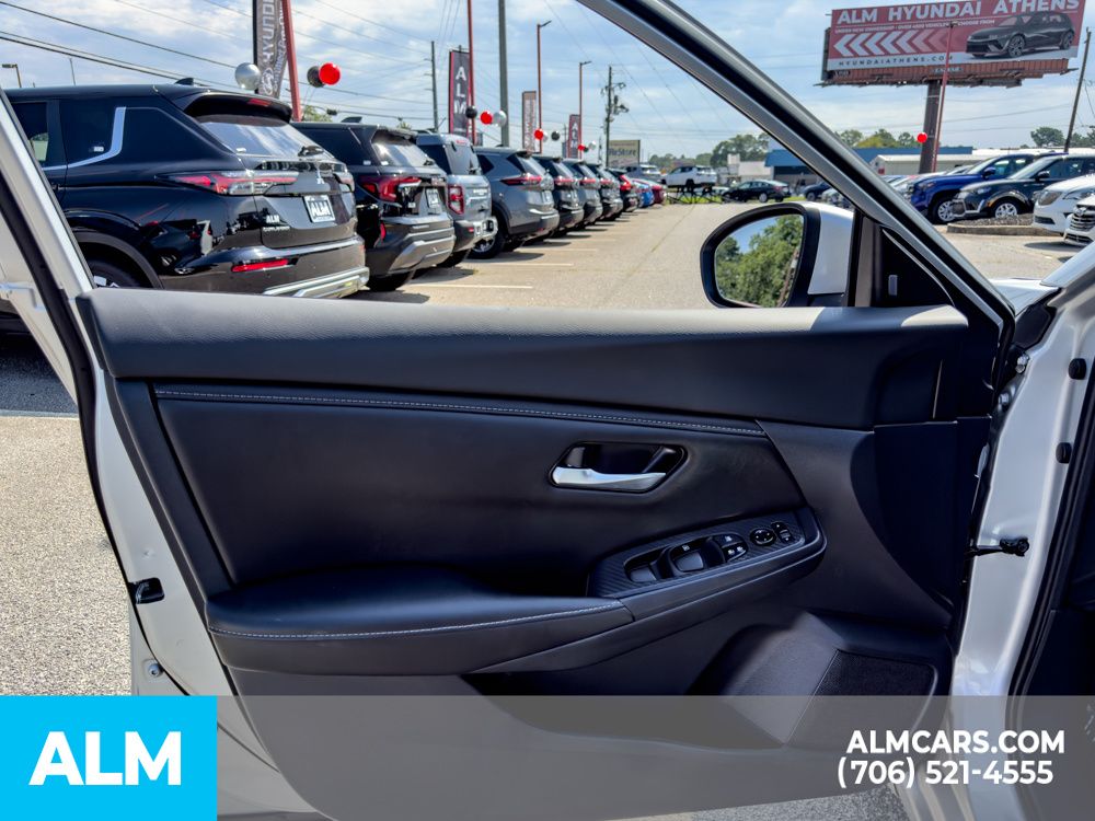 Used 2022 Silver Nissan SV image 11