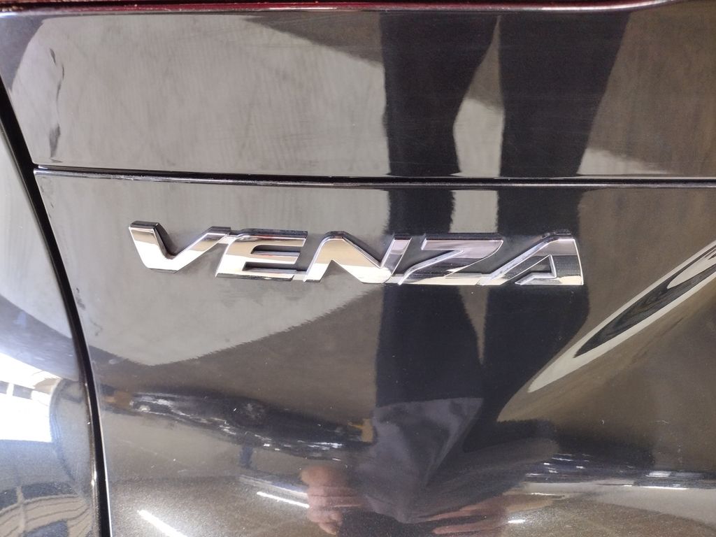 2022 Toyota Venza Limited